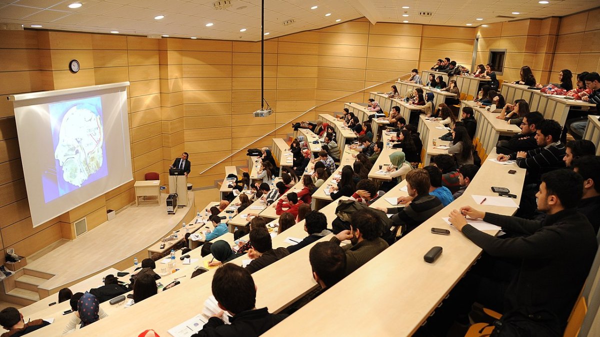 Üniversitelerde yeni dönem: 7+1 ve 6+2 modeli geliyor