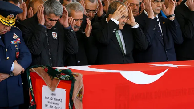 Ankara şehitlerini uğurladı